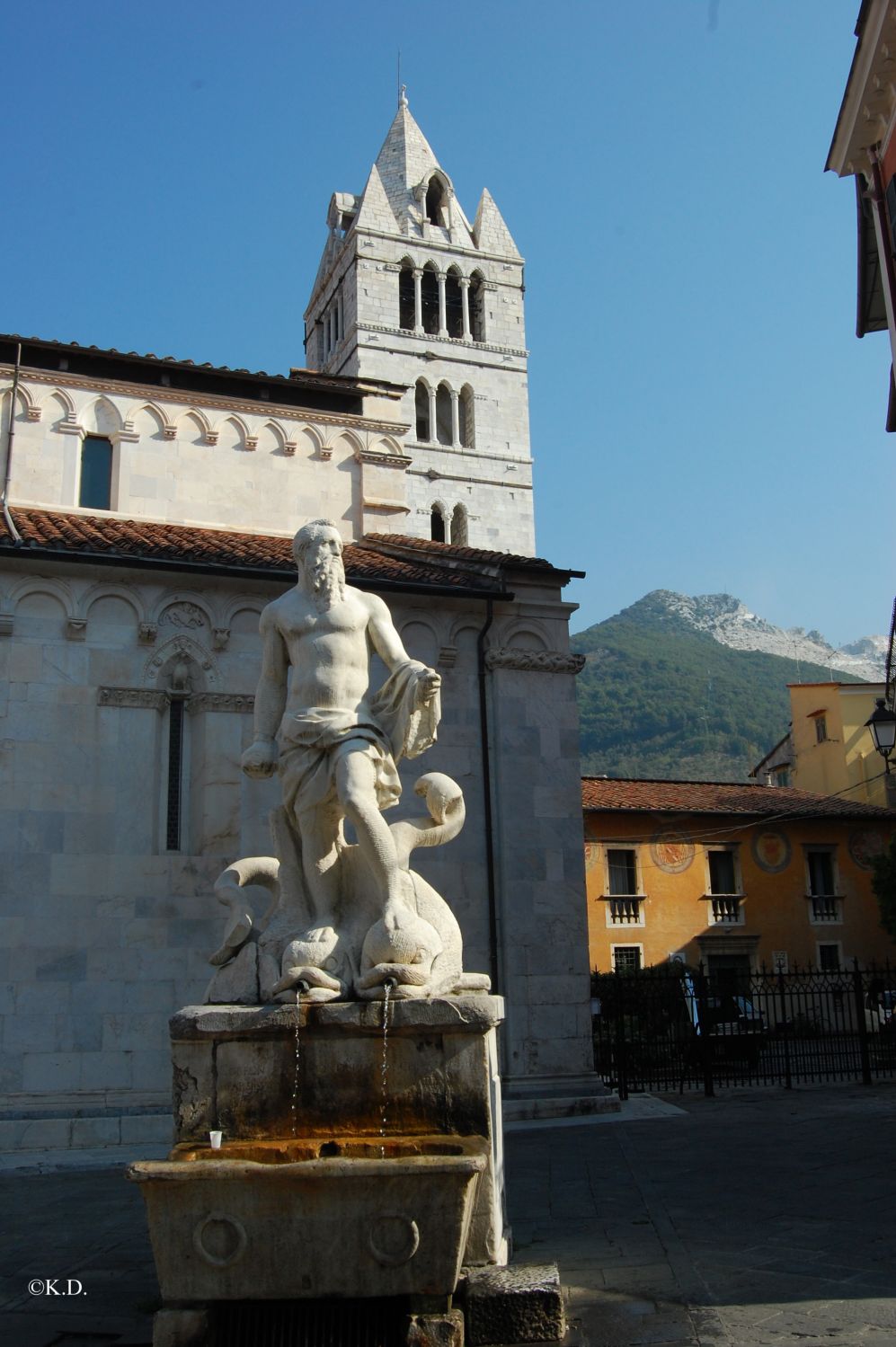 Dom zu Carrara (Italien)