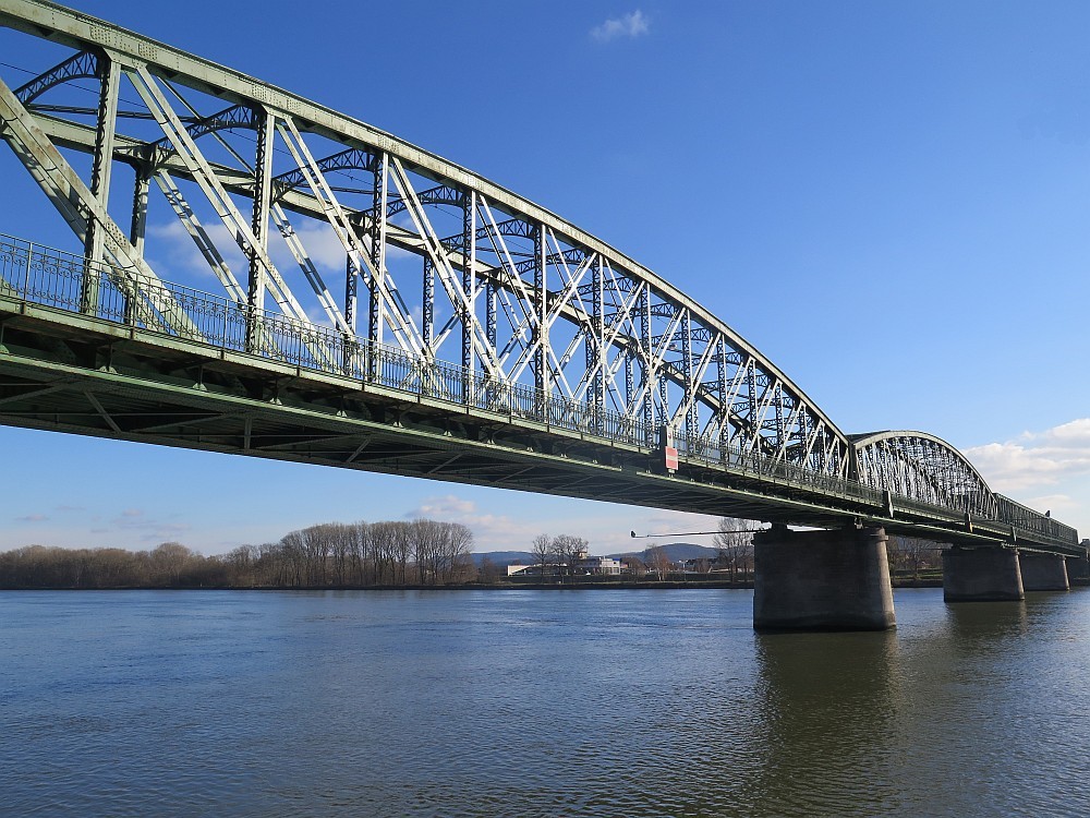 Donaubrücke Stein-Mautern