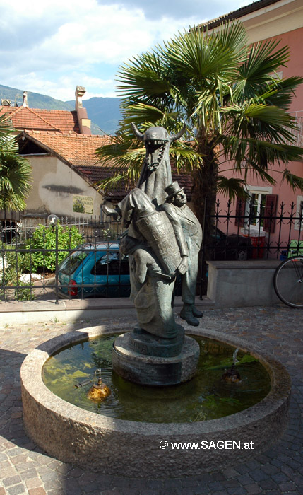 Egetmann-Brunnen Tramin