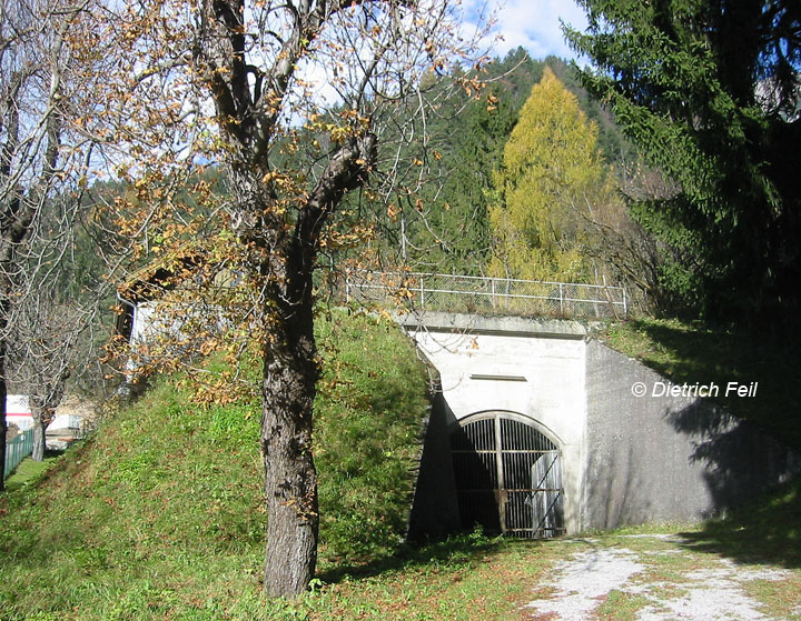 Eingang zum alten Hochspeicher Arzl/Mühlau