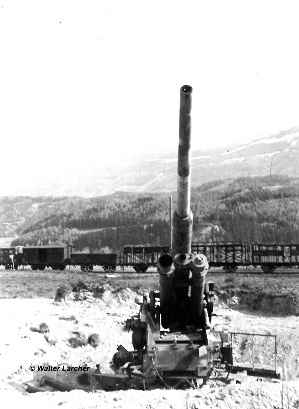 Flak Hall-Rum 1945, Bahnumfahrung Innsbruck