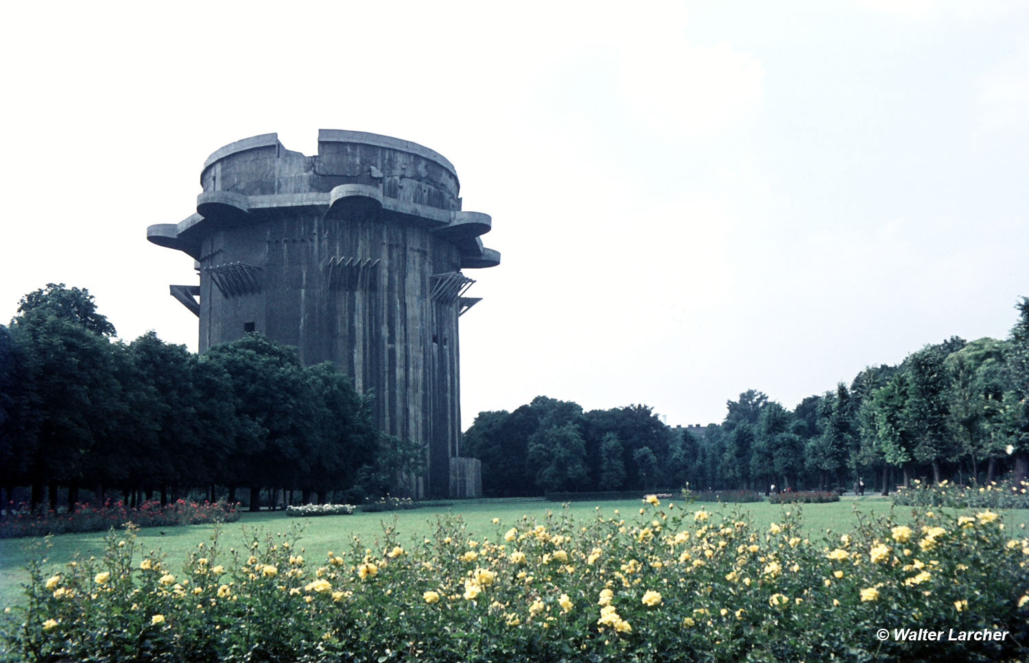 Flakturm im Augarten, Wien