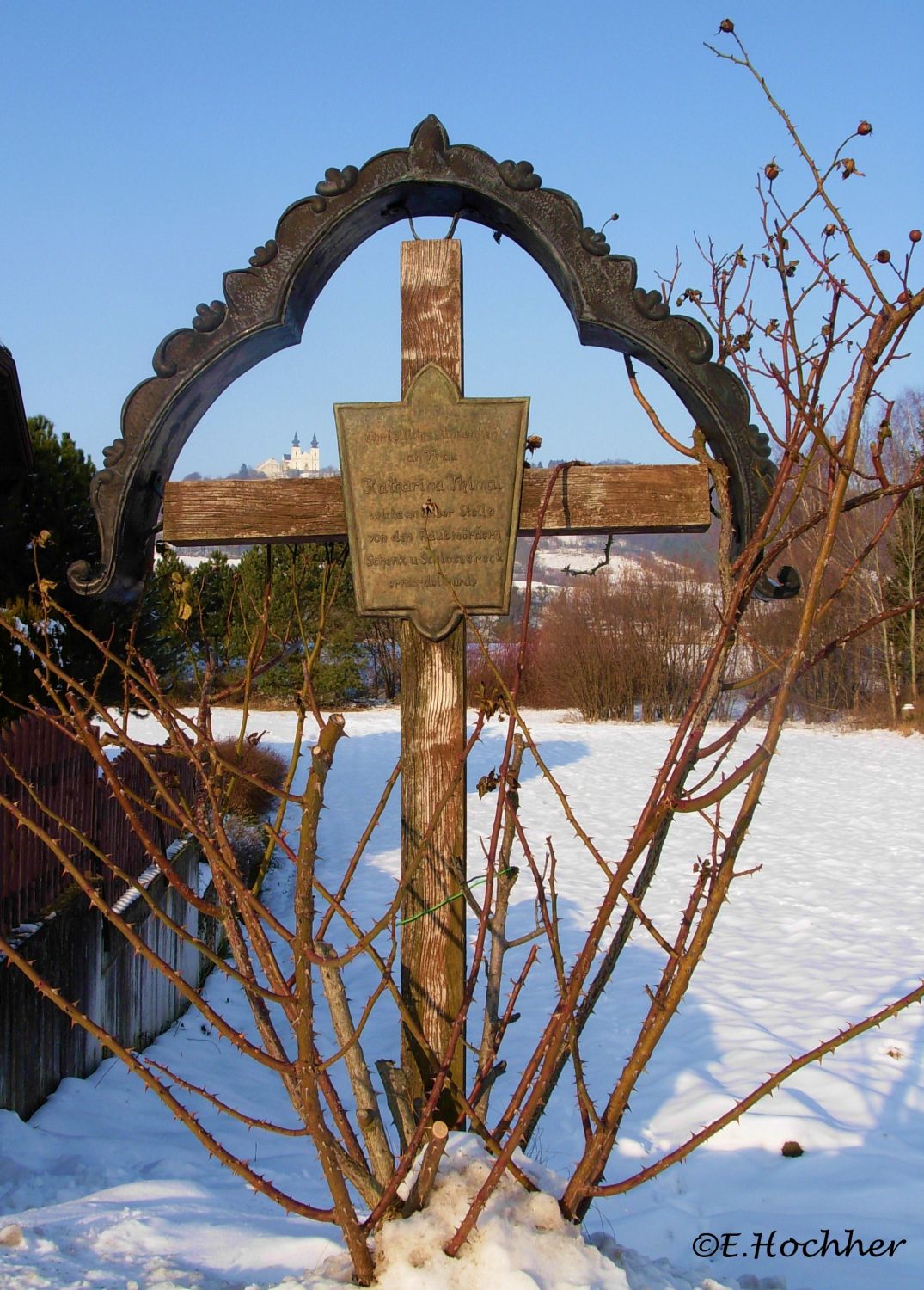 Gedenkkreuz Mord in Krummnussbaum