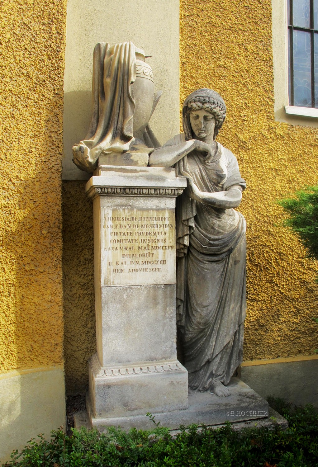 Grabmal Theresia Doblhoff Hl. Helena in Baden