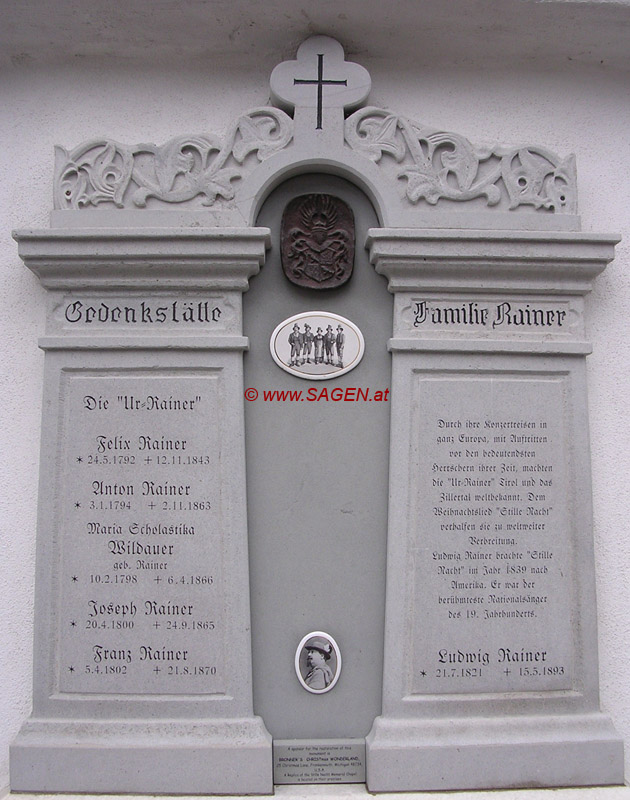 Grabstein der Sängerfamilie Rainer aus Tirol, Zillertal