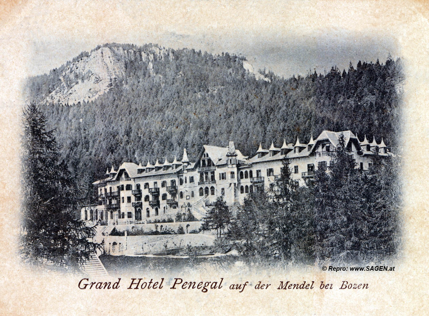 Grand Hotel Penegal auf der Mendel bei Bozen