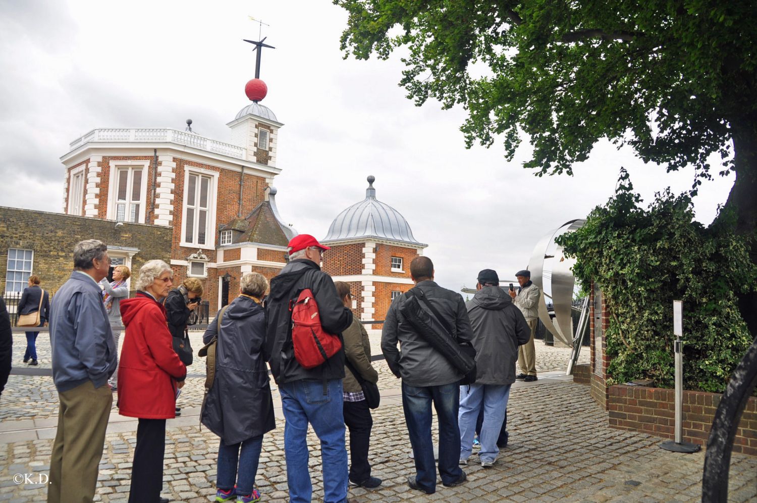 Greenwich-London: Warten auf ein Foto am Meridian