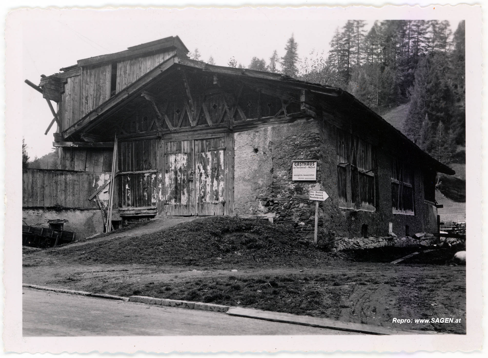 Gries am Brenner, Abzweigung Wanderweg