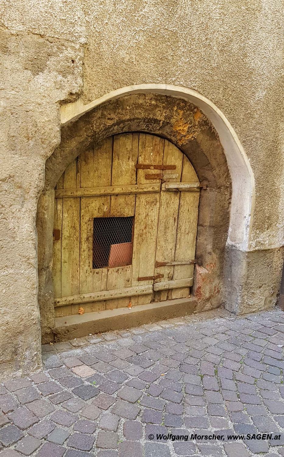 Hall in Tirol, Holztür Schmiedgasse 14