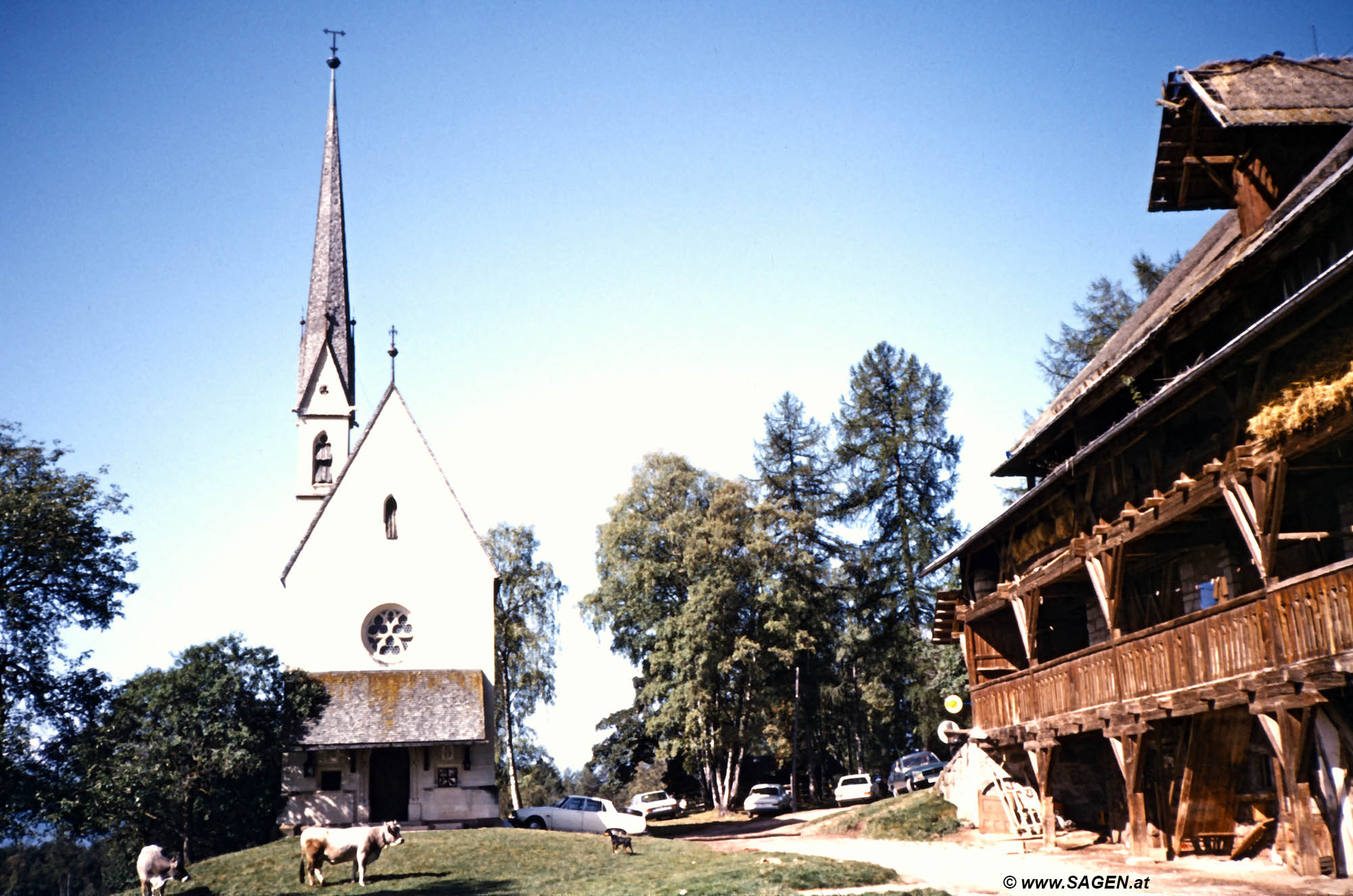 Heilig Kreuz Kirche in Kematen, Klobenstein, Ritten