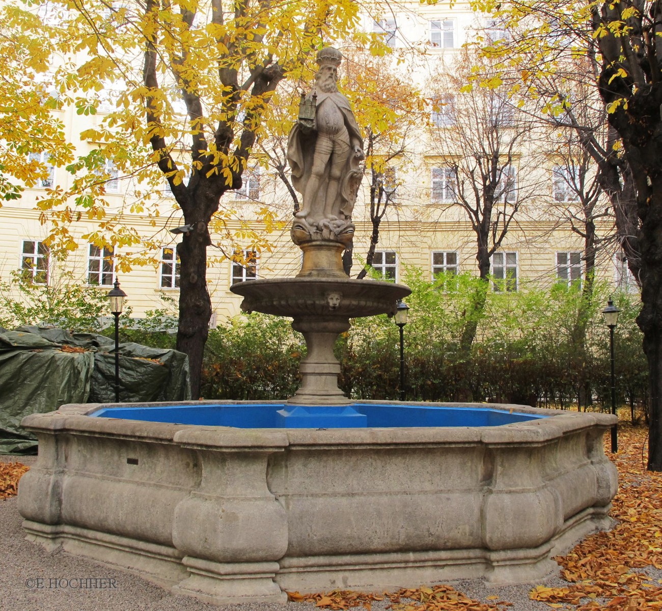 Heinrich Jasomirgott – Brunnen im Schottenstift auf der Freyung