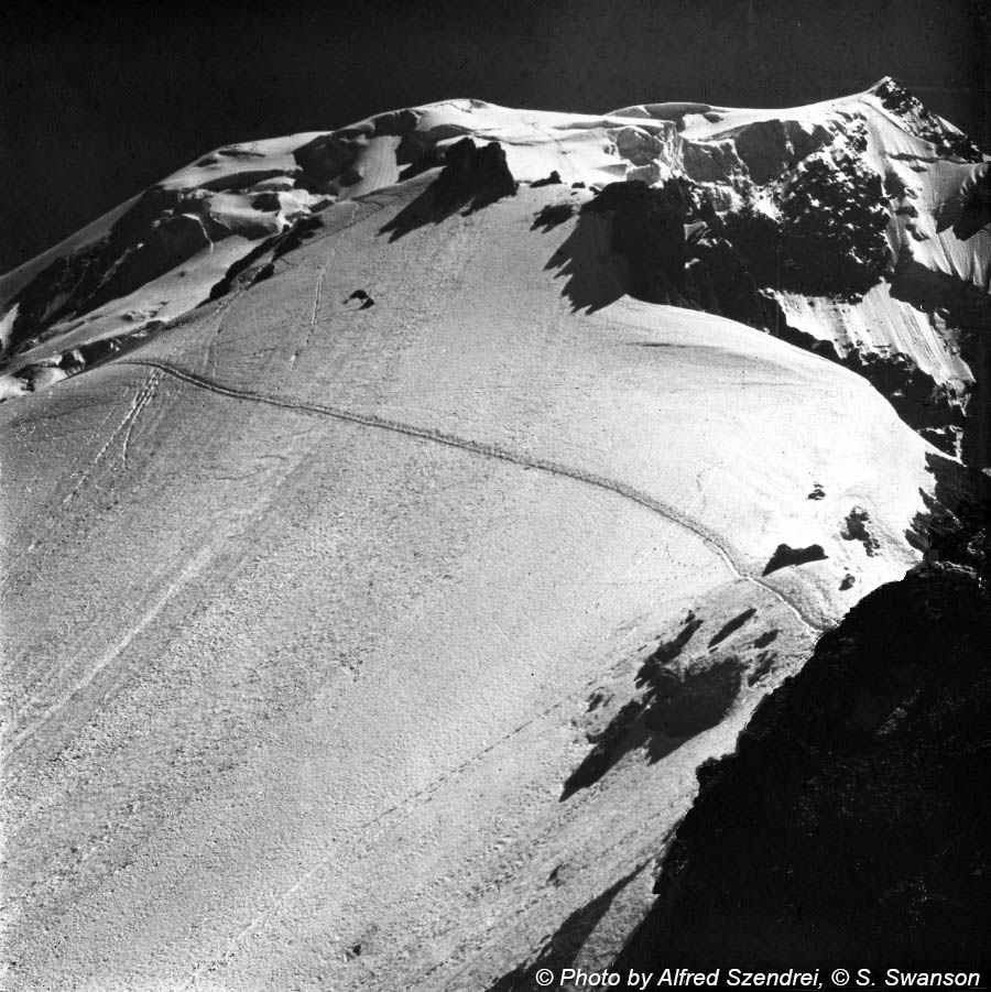 In den Alpen / Mountain scene in the Alps