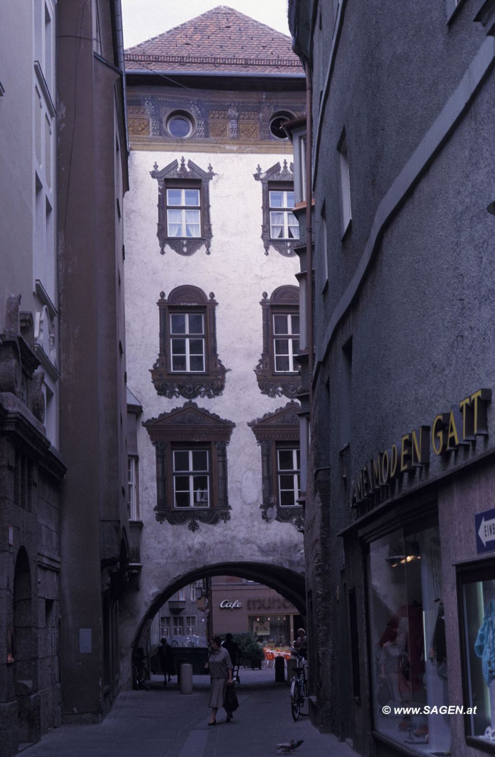 Innsbruck, Altstadt, Kolbenturm, im Jahr 1985