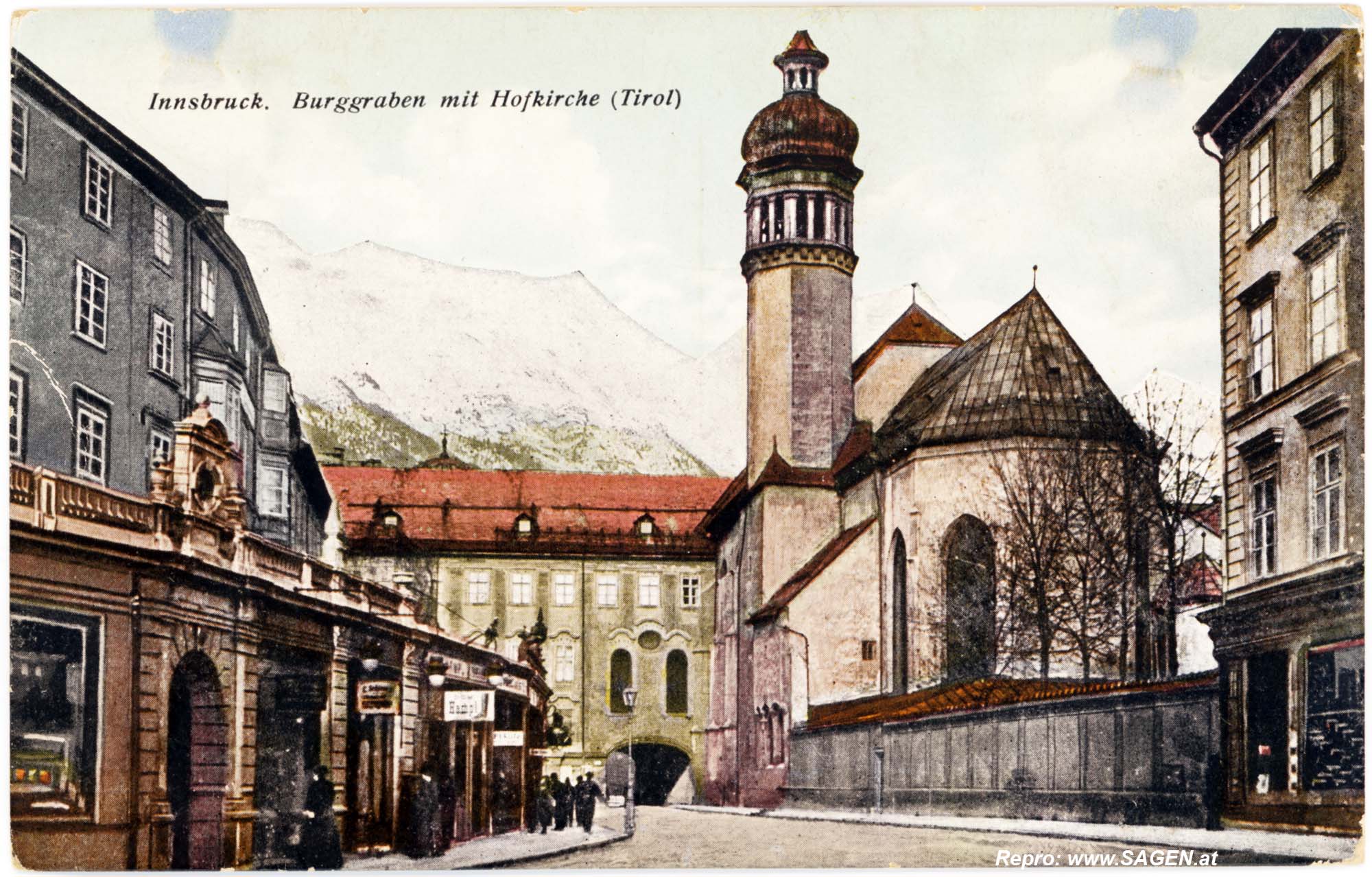 Innsbruck. Burggraben mit Hofkirche (Tirol)