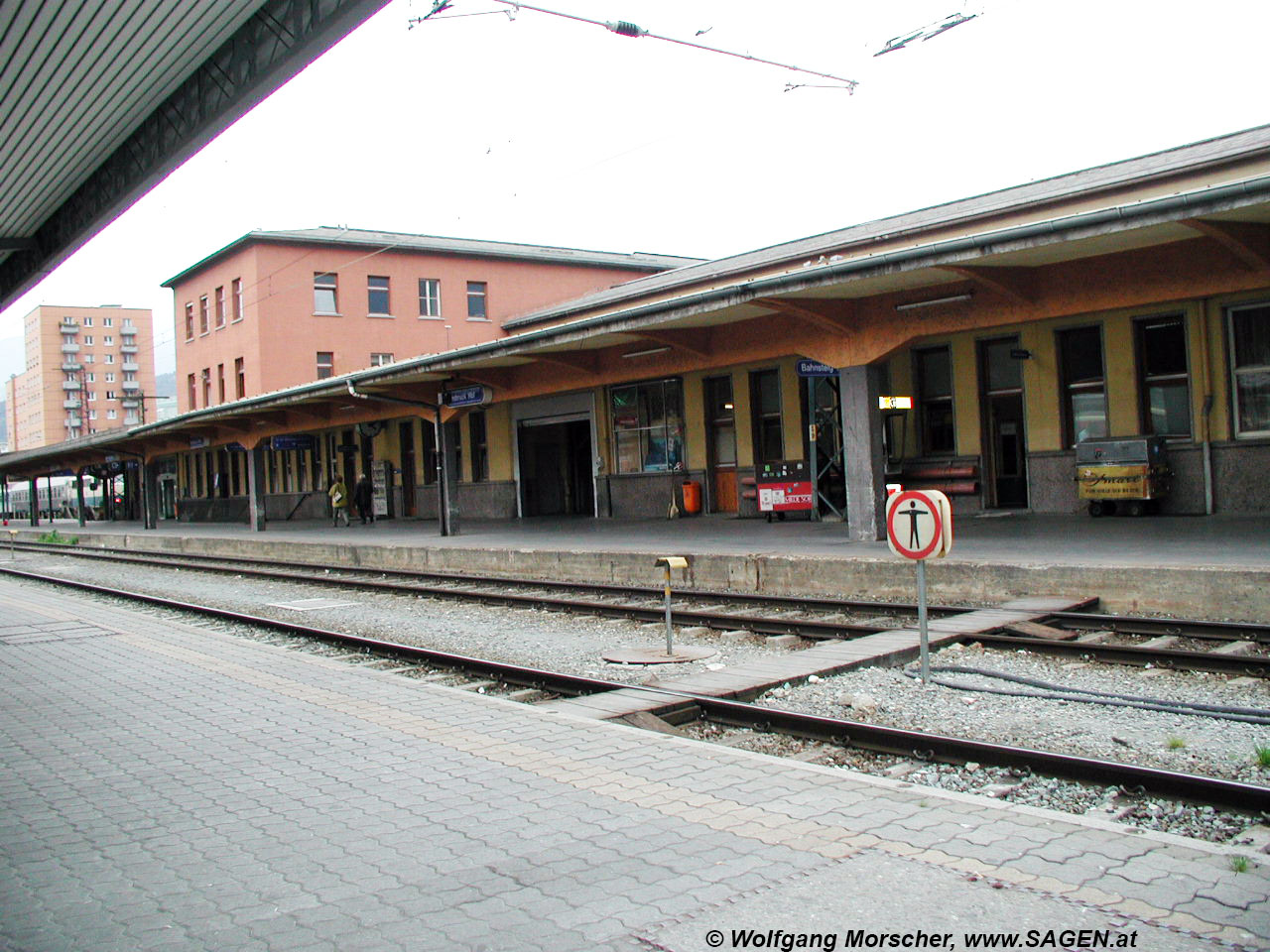 Innsbruck Hauptbahnhof Juni 2001