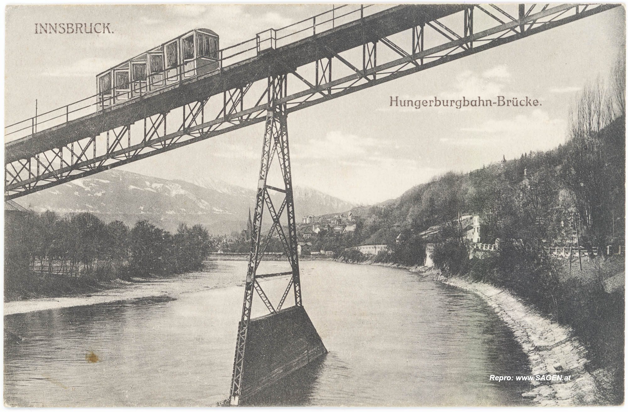Innsbruck. Hungerburgbahn-Brücke