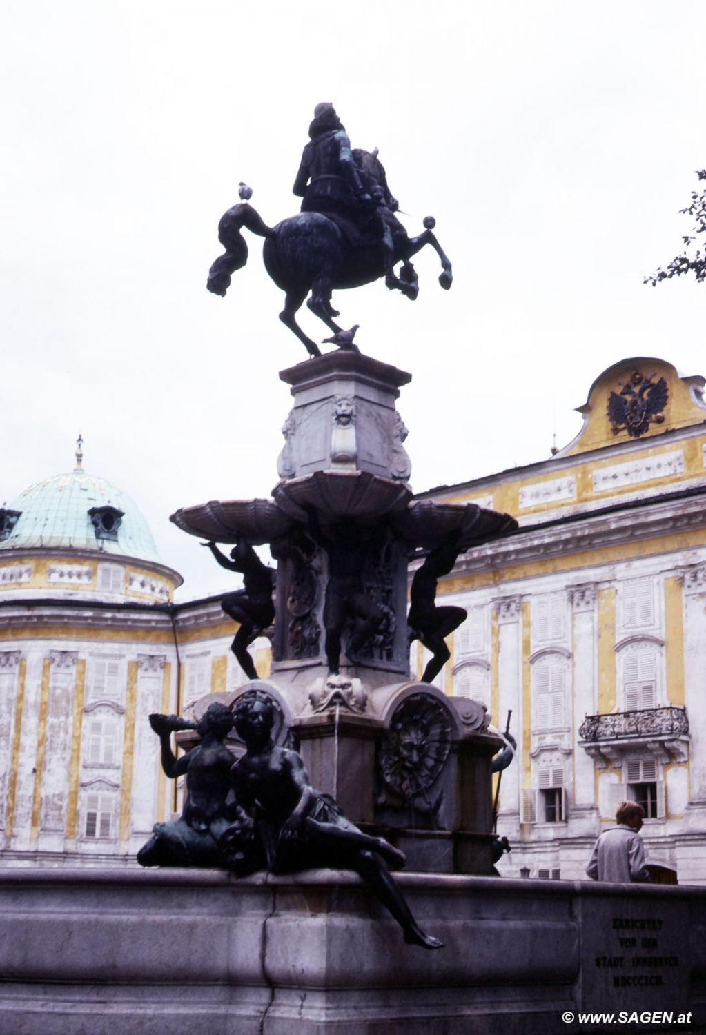 Innsbruck Leopoldsbrunnen