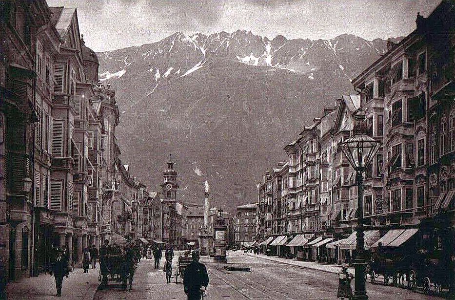 Innsbruck Maria-Theresien-Straße um 1900