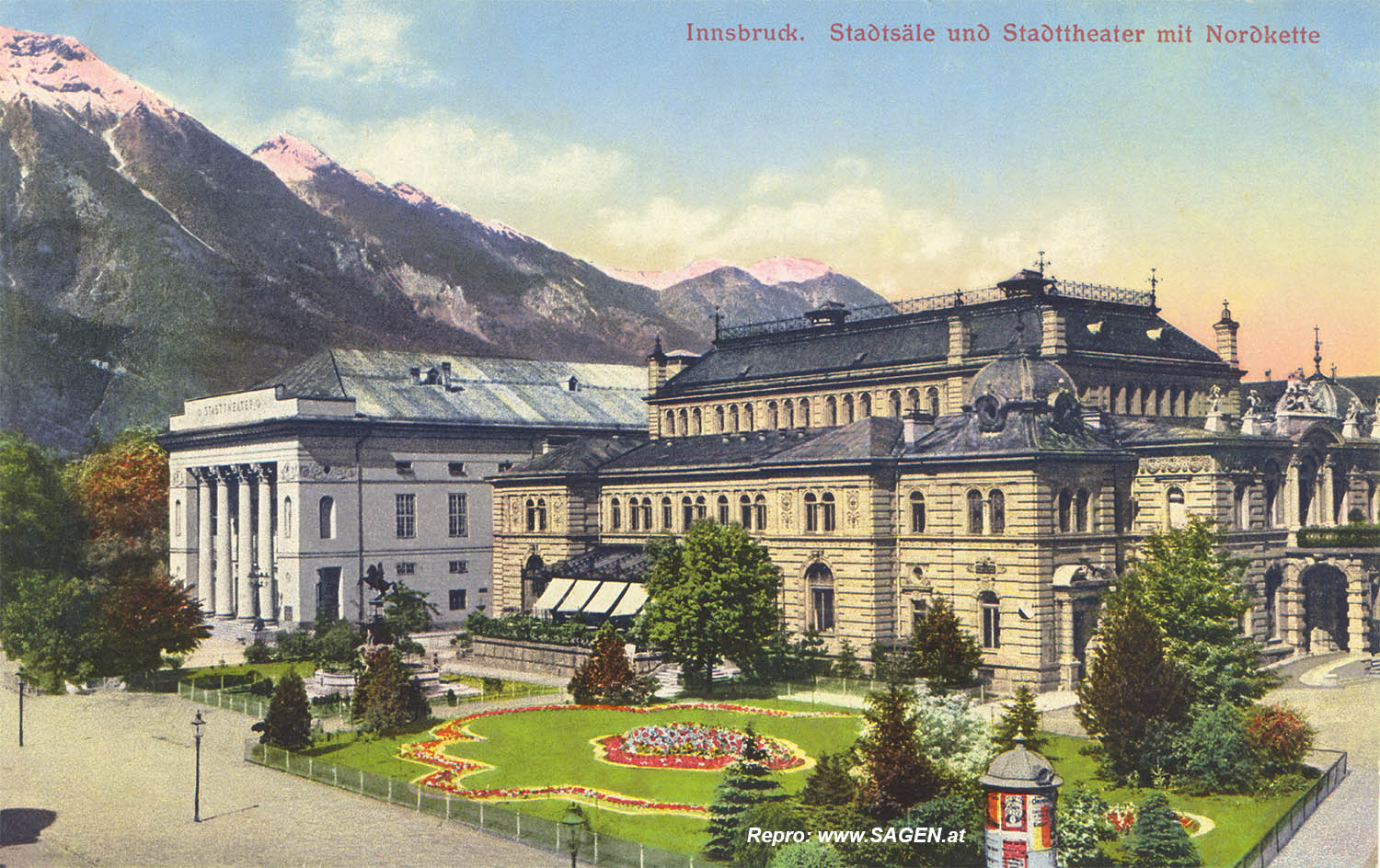 Innsbruck. Stadtsäle und Stadttheater mit Nordkette