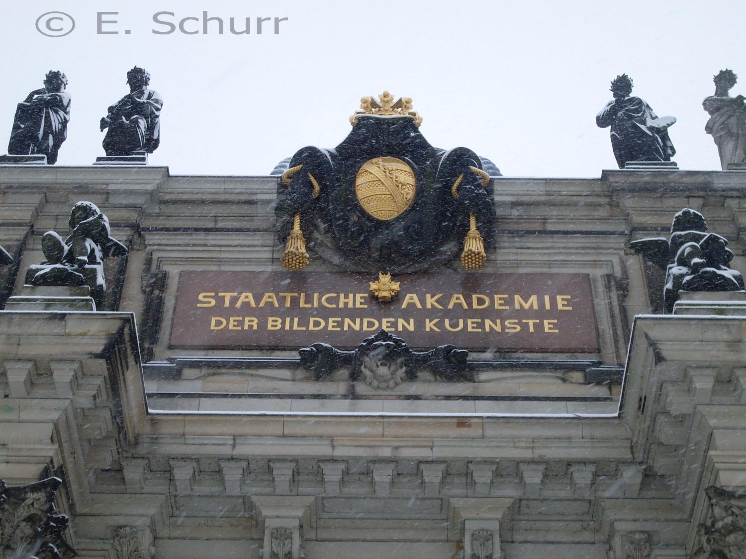 Inschriften an der Akademie der Bildenden Künste Dresden