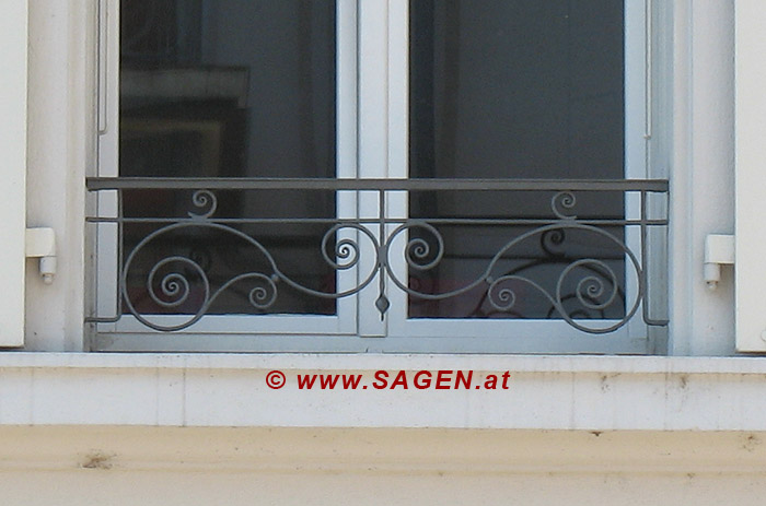 Jugendstilfenstergitter in Lausanne