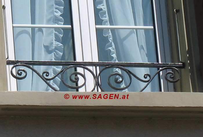 Jugendstilfenstergitter in Lausanne