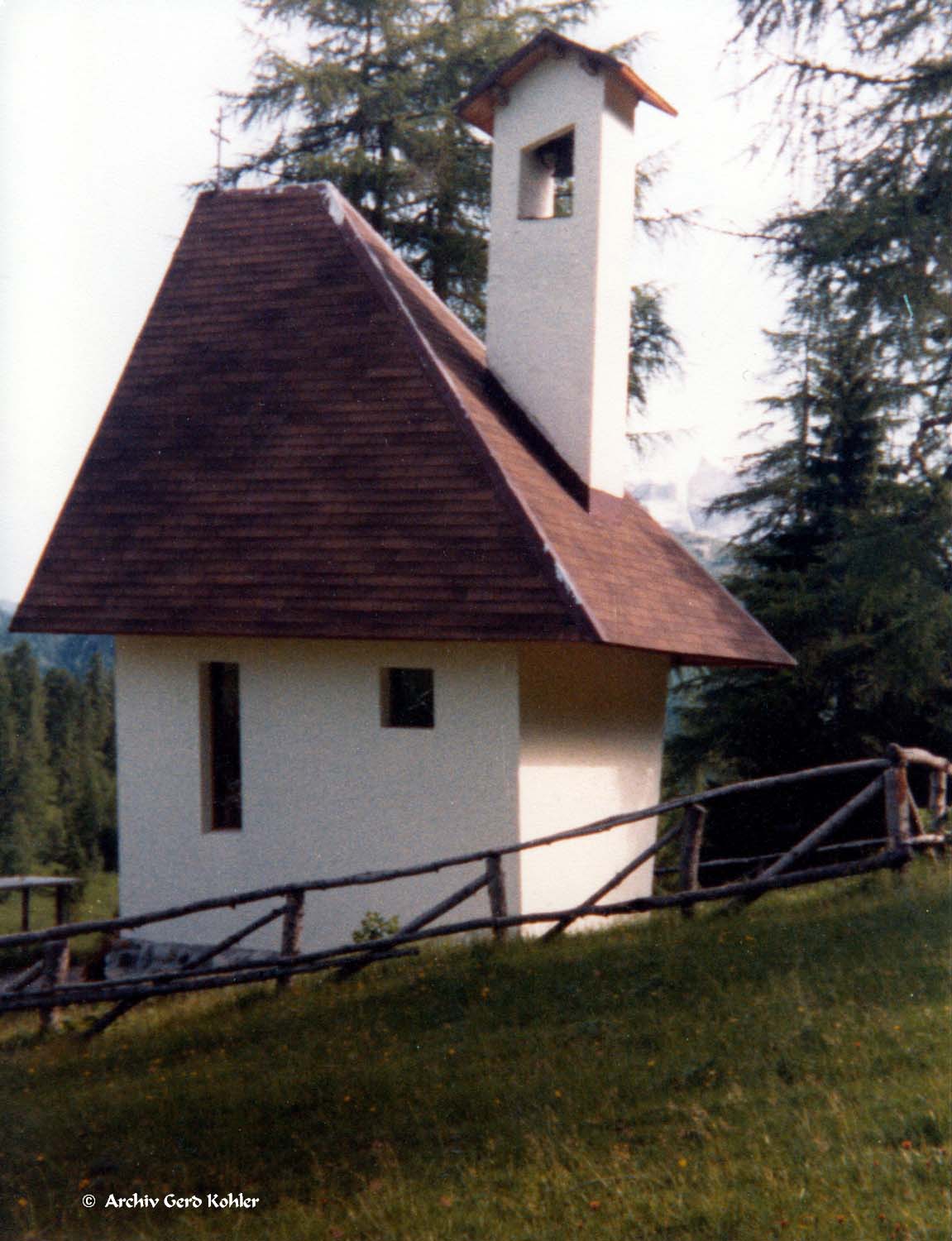 Kapelle am Passo Duran