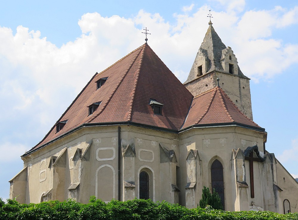 Kath. Pfarrkirche hl. Laurentius am Steinfeld