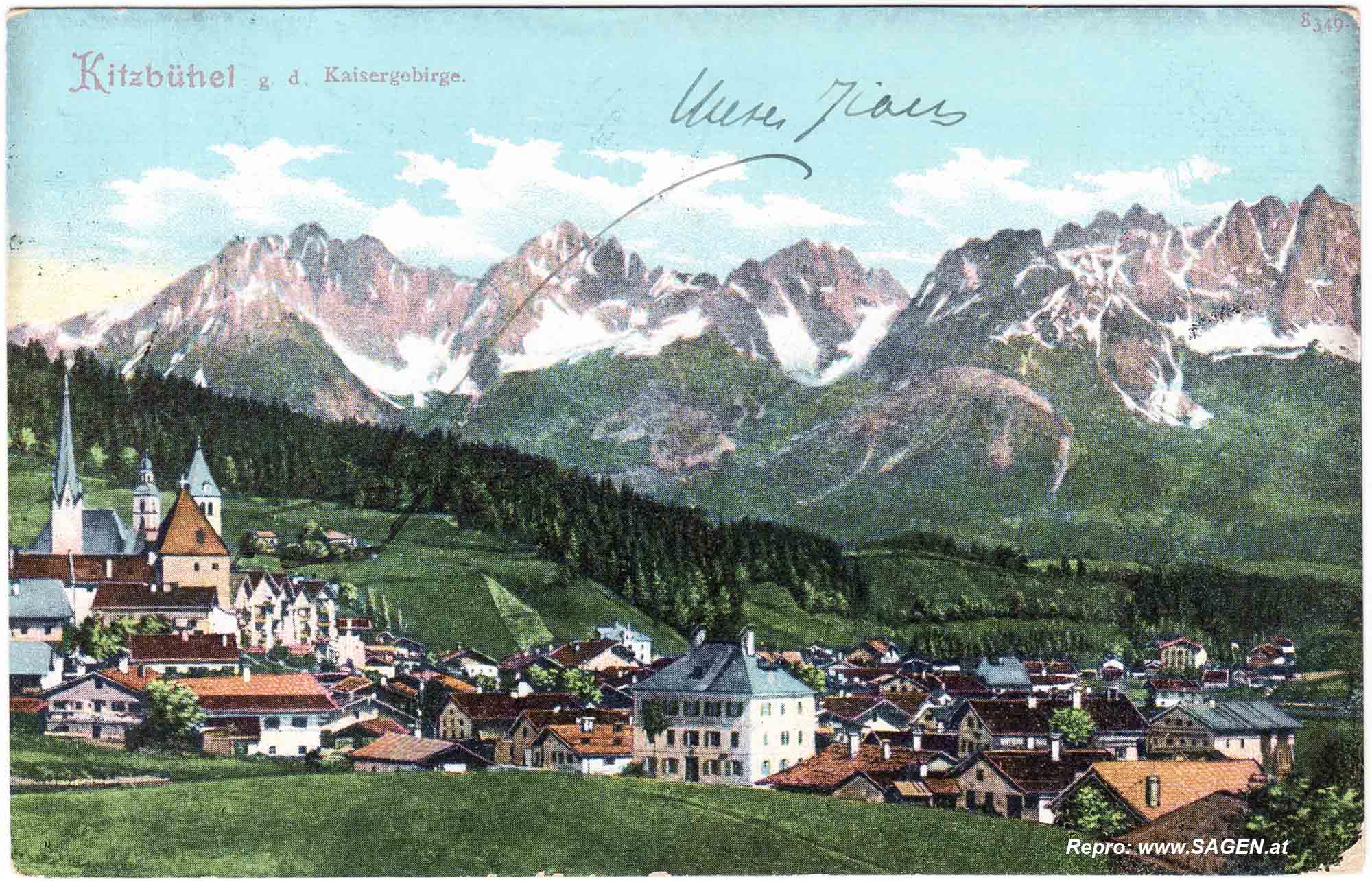 Kitzbühel gegen das Kaisergebirge.