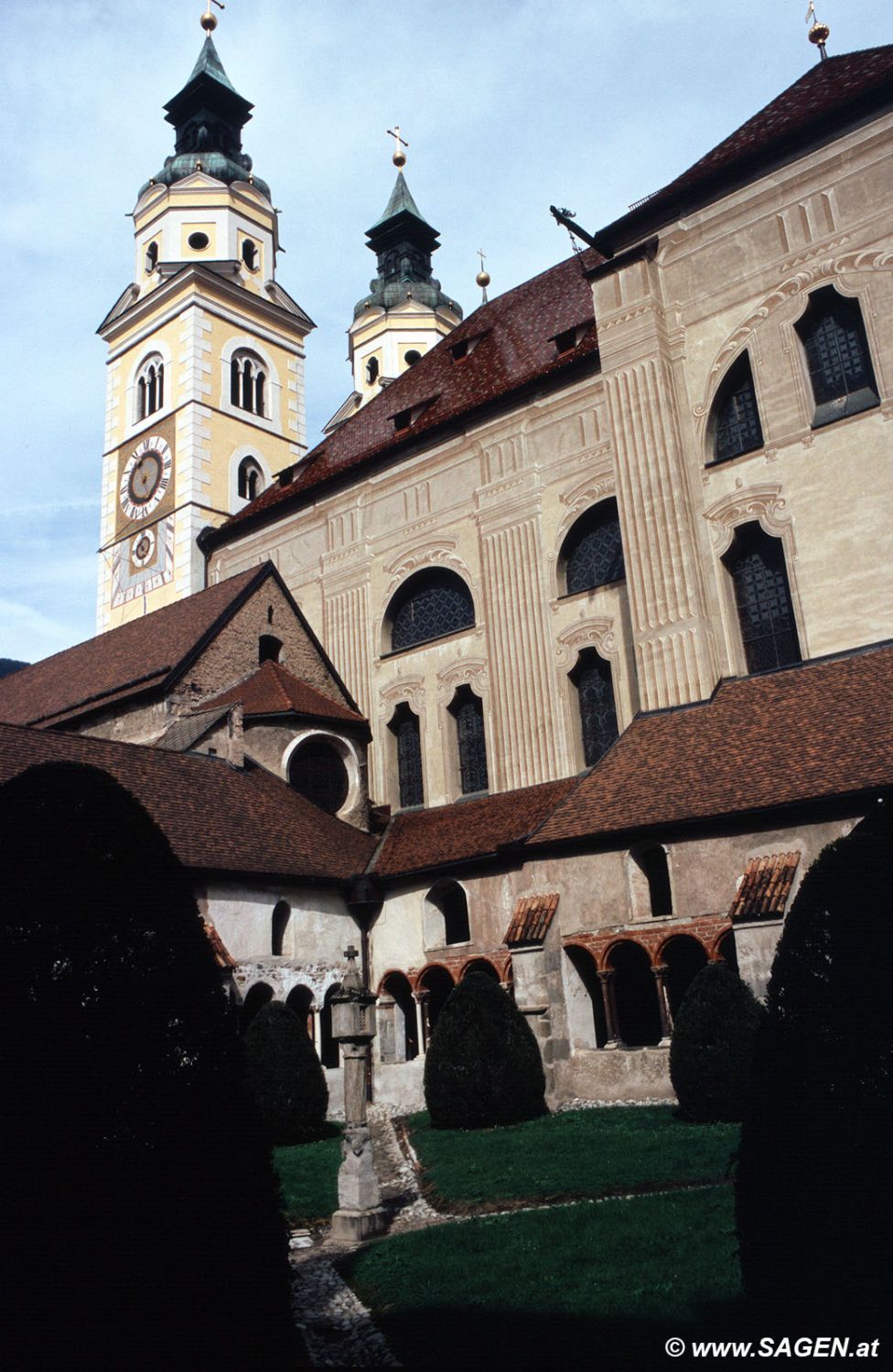 Kreuzgang Dom Brixen