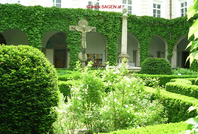 Kreuzgang Franziskanerkloster Innsbruck
