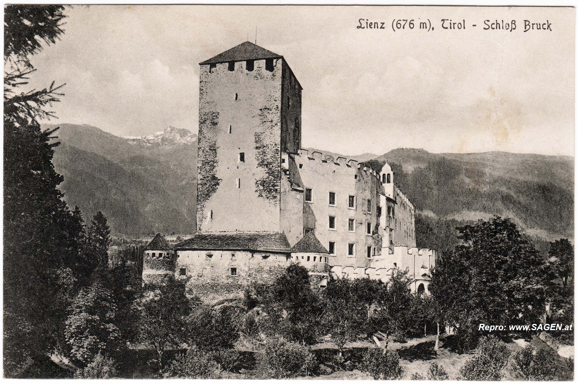 Lienz, Schloss Bruck