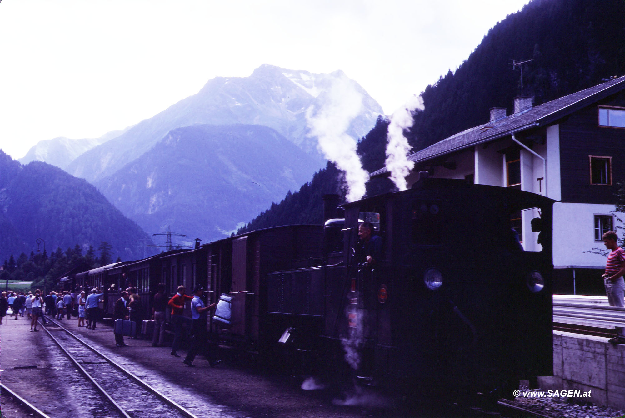 Lok 1 der Zillertalbahn in Mayrhofen