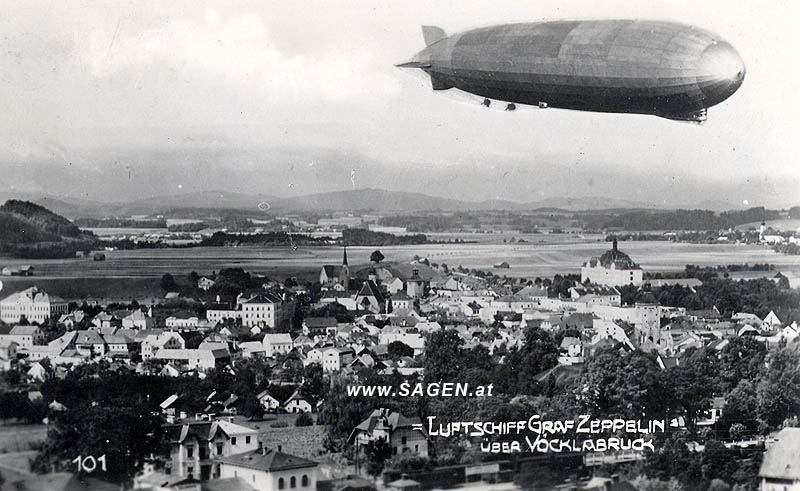 Luftschiff Graf Zeppelin über Vöcklabruck