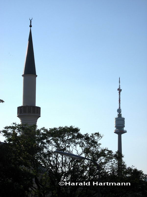Minarett und Aussichtsturm