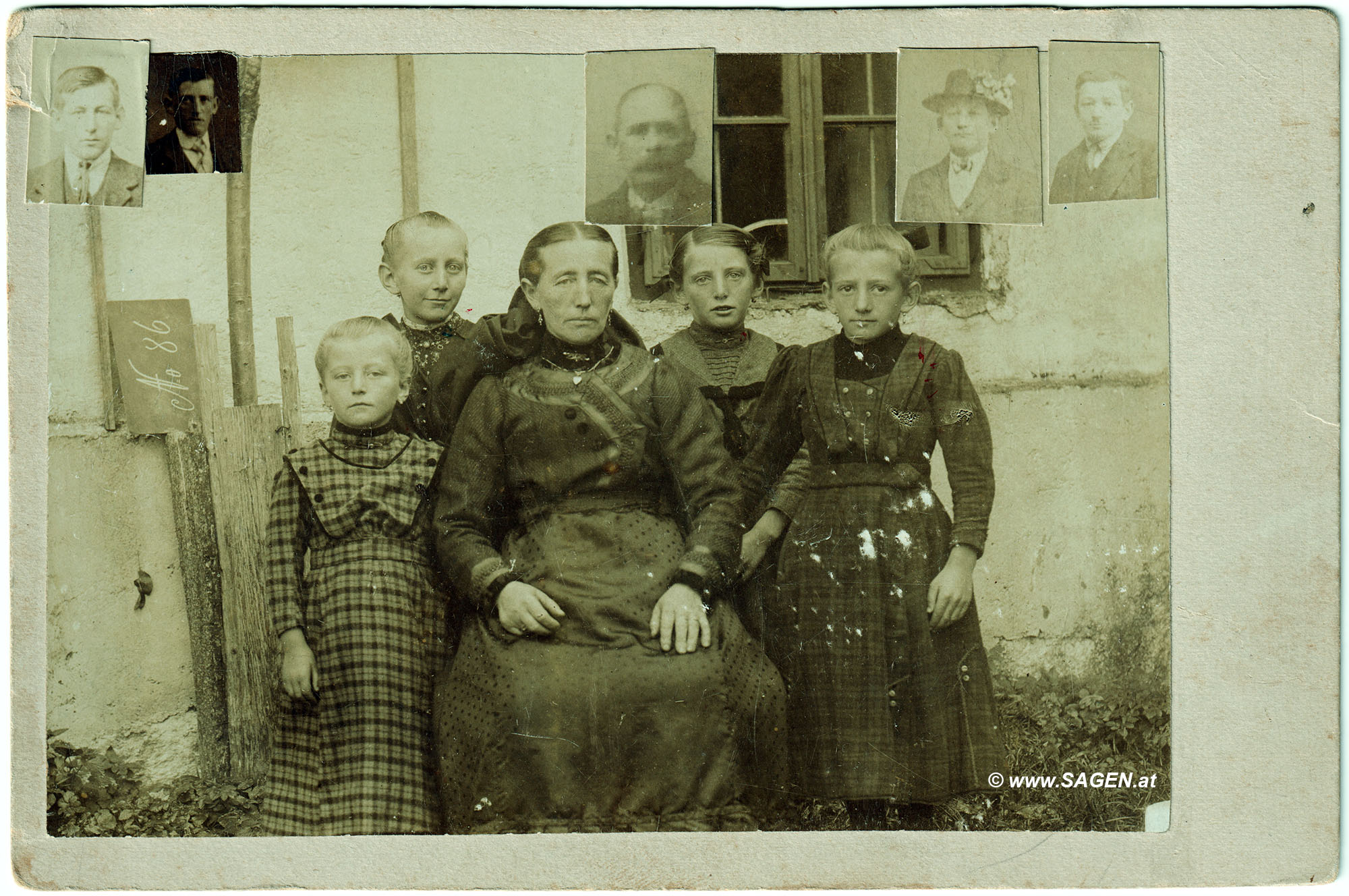Mutter mit Mädchen und Verstorbene im 1. Weltkrieg