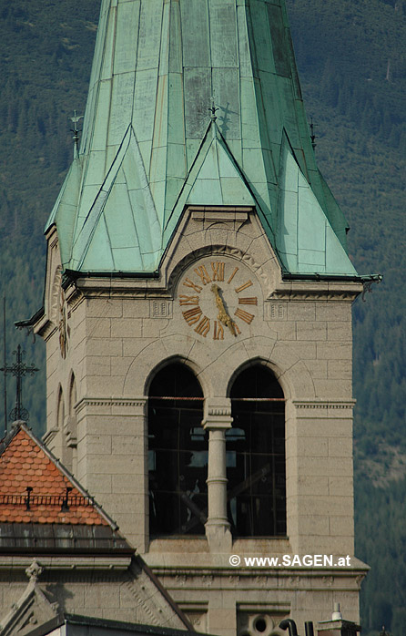 Neue Höttinger Pfarrkirche, Detail