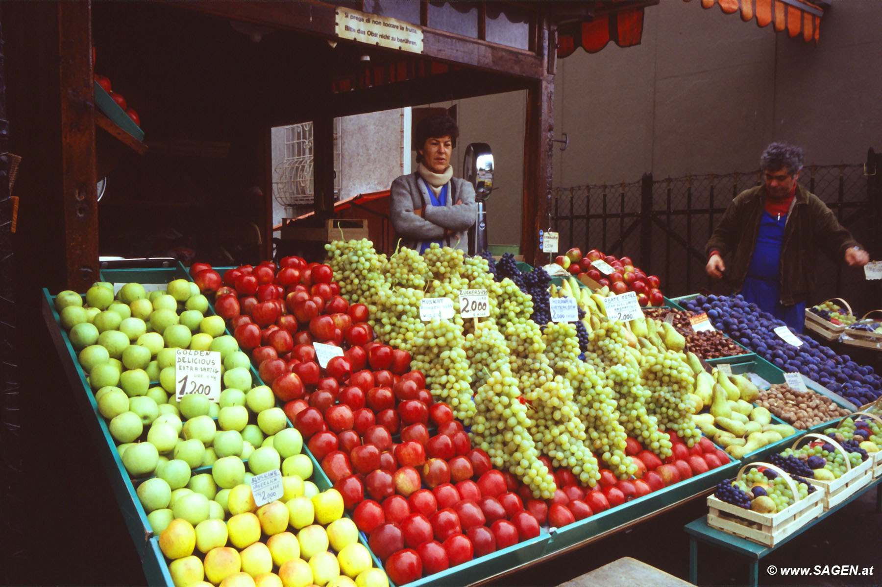 Obststand Meran