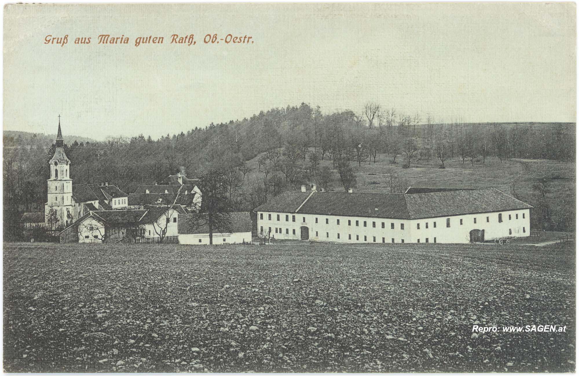 Pfarrkirche von Dörnbach und Wallfahrtskirche "Maria vom guten Rat"