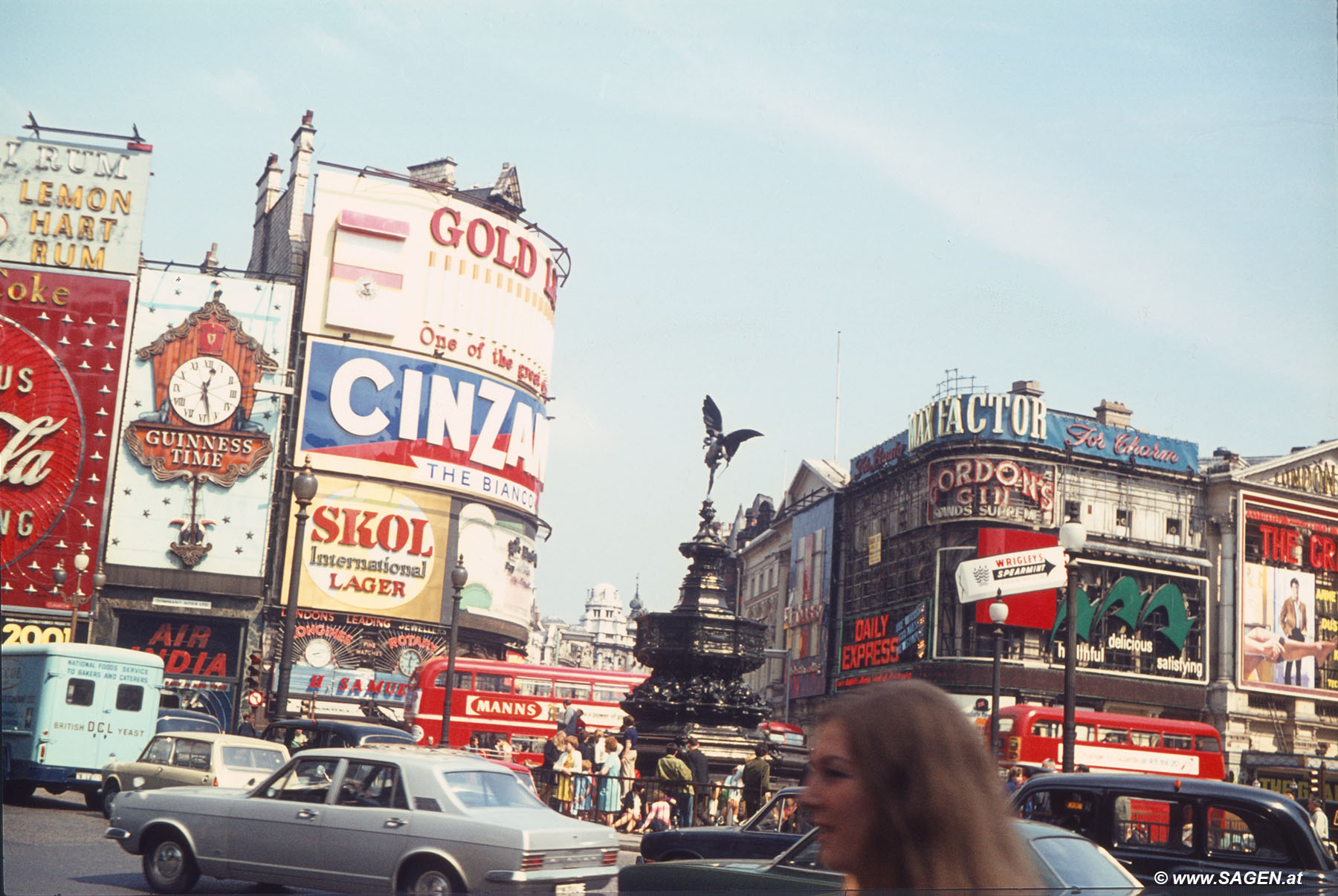 Piccadilly Circus 1968