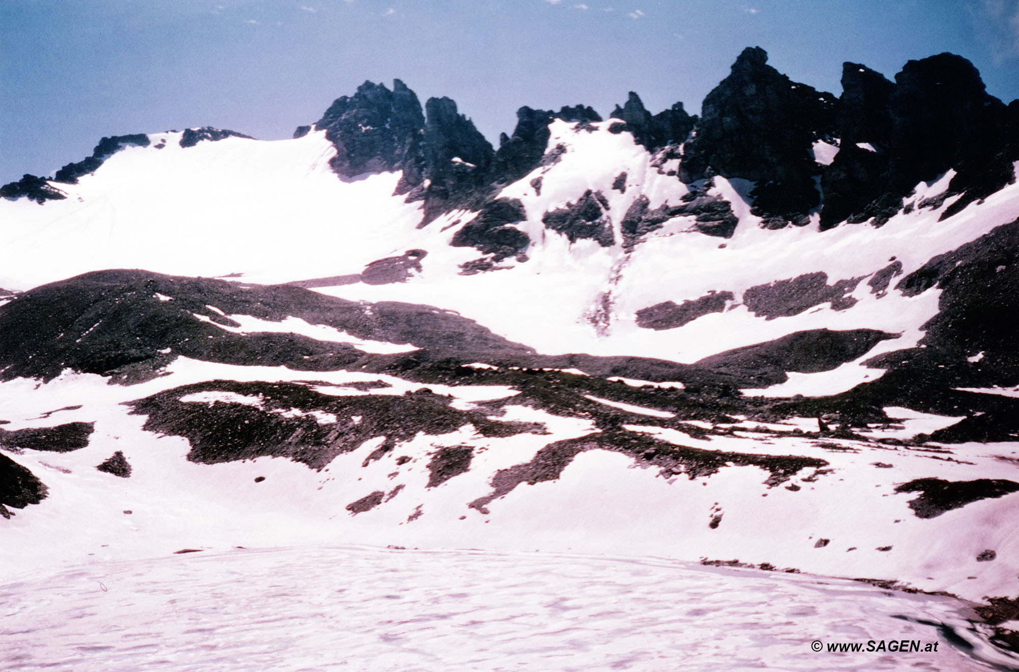 Pizol und ehemaliger Pizolgletscher im Sommer 1978