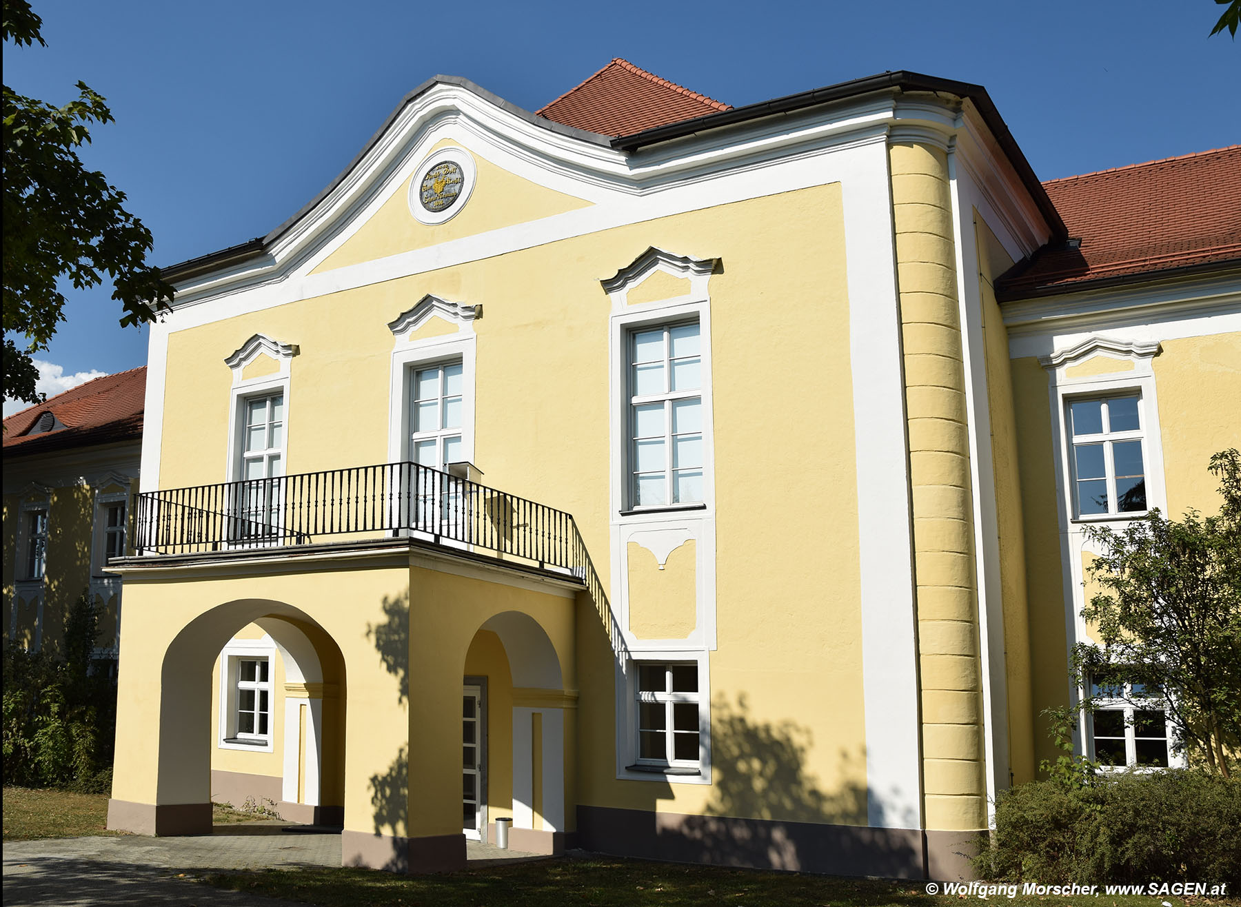 Portal Schloss Wagrain Vöcklabruck