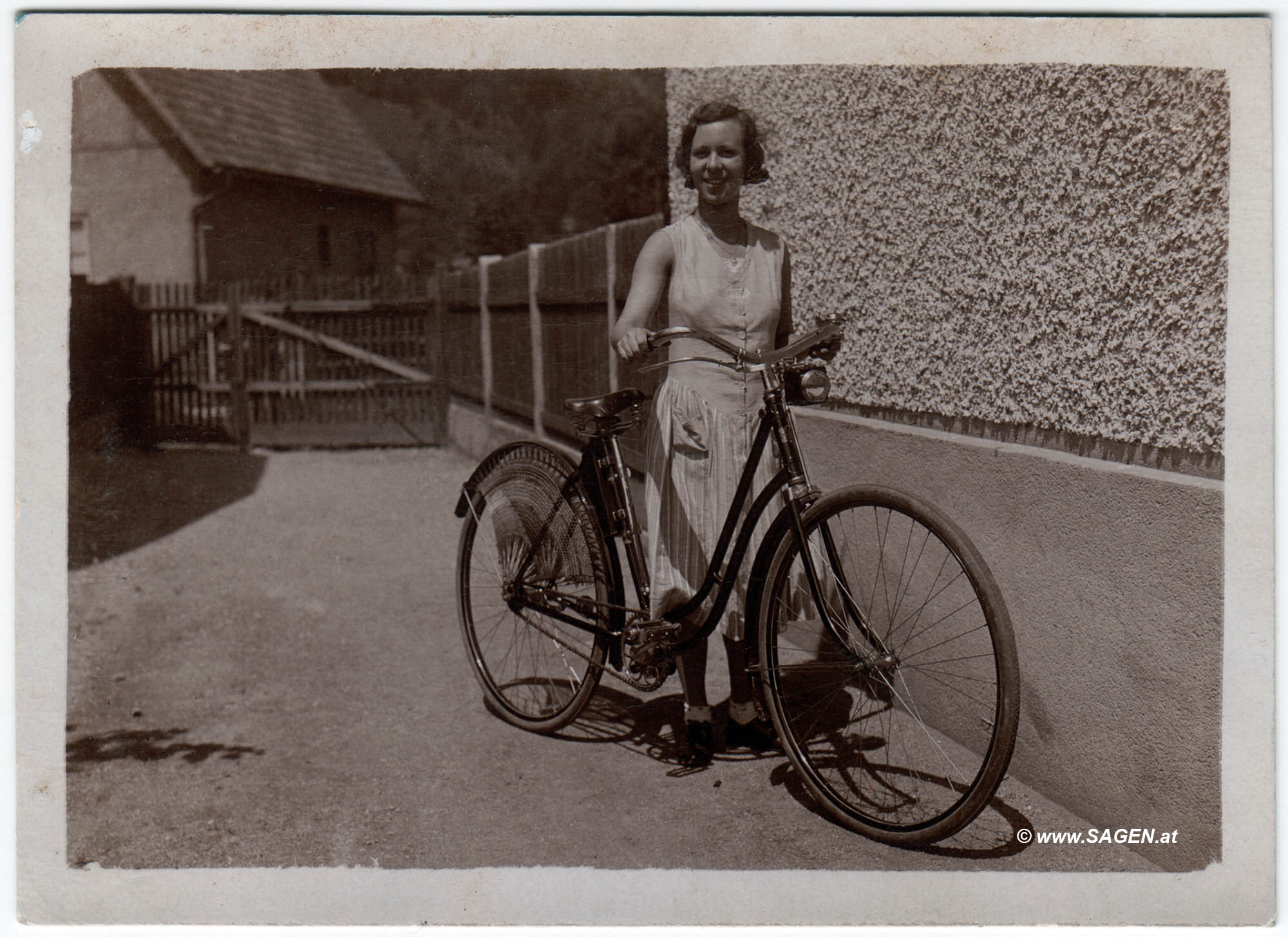 Porträt Fahrradfahrerin