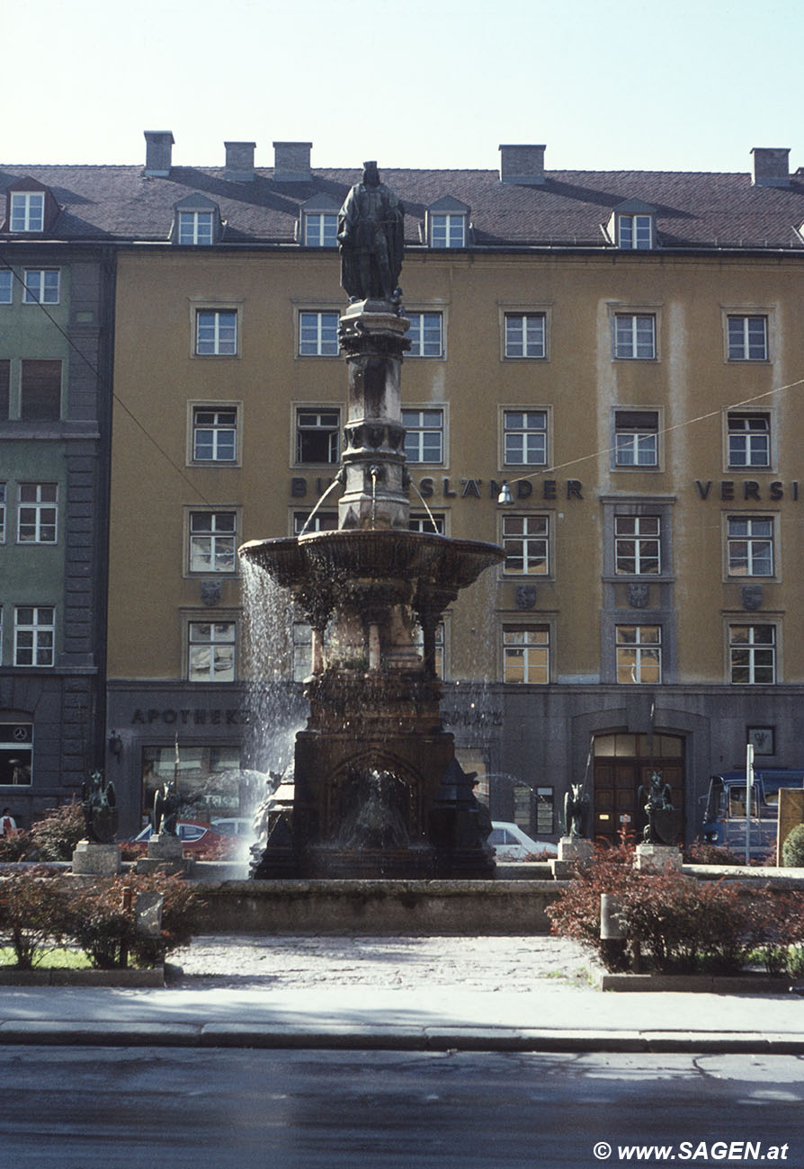 Rudolfsbrunnen Bozner Platz Innsbruck 1960er Jahre