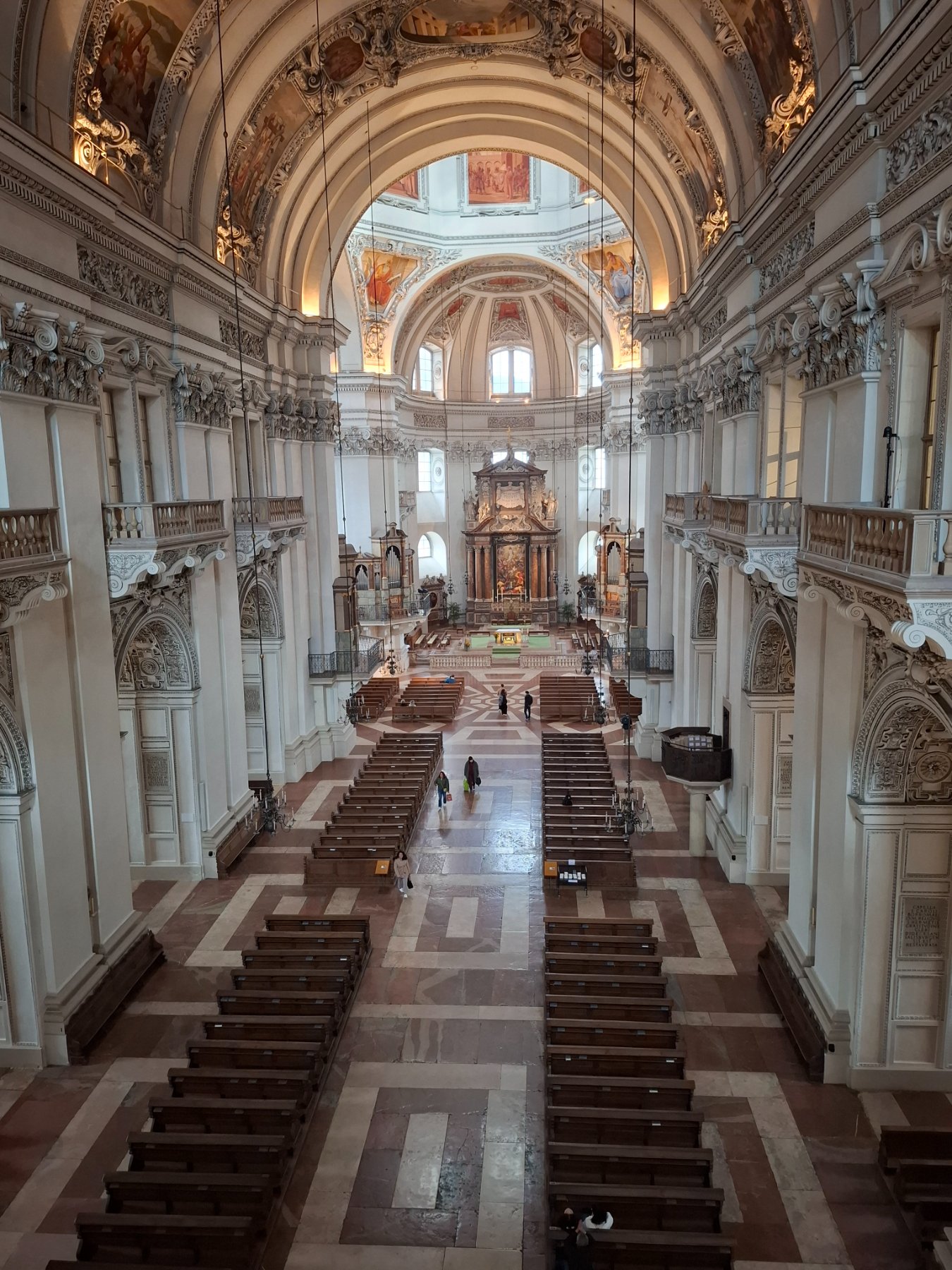 Salzburger Dom Innenansicht