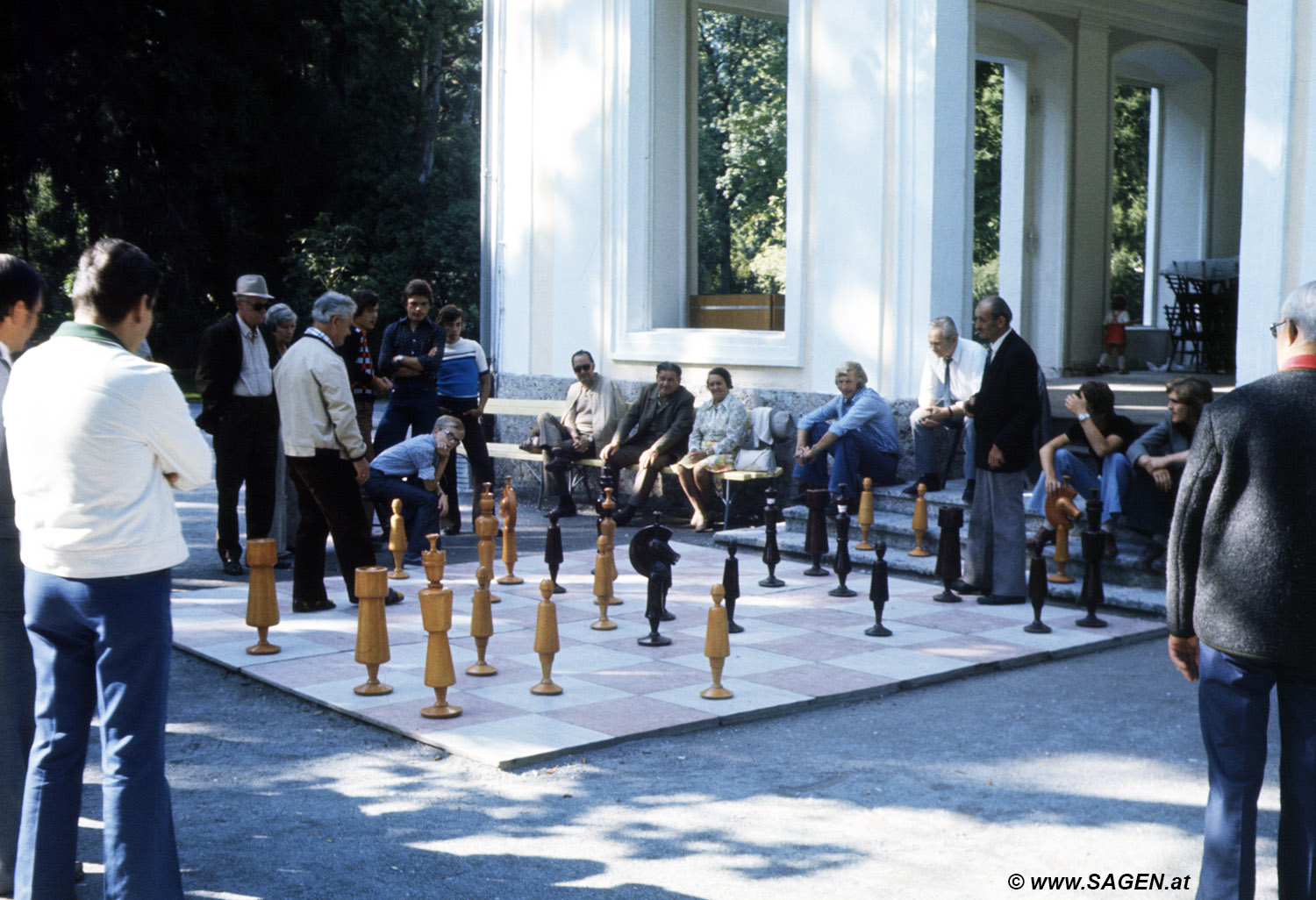 Schach im Hofgarten im Jahr 1975