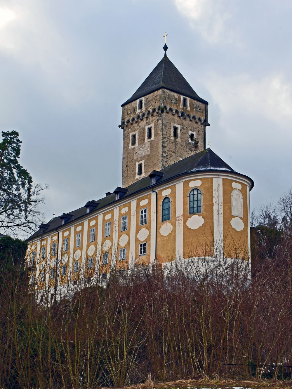 Schloss Neuhaus