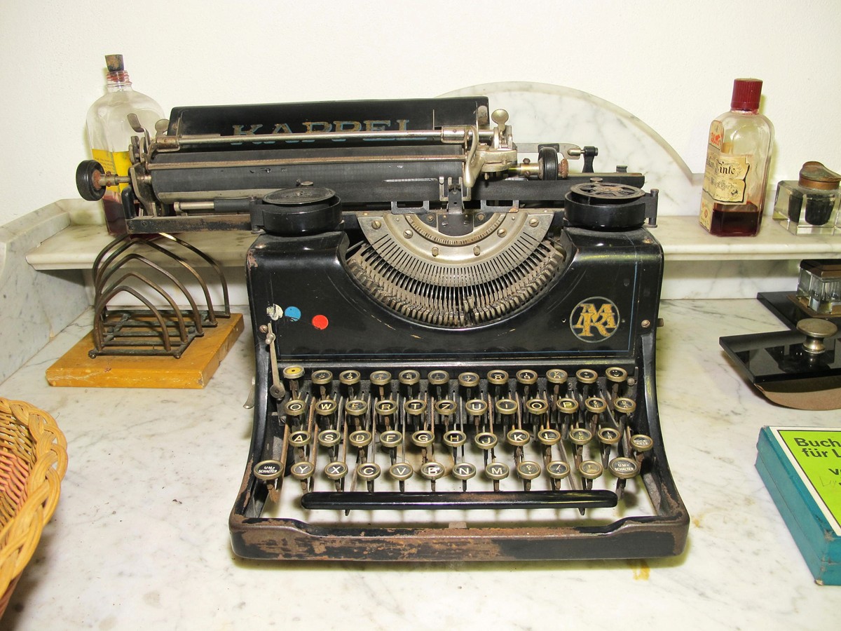 Schreibmaschine