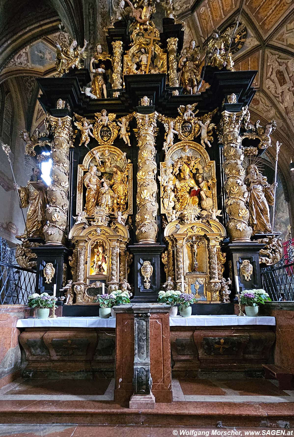 Schwanthaler-Altar in der Pfarr- und Wallfahrtskirche St. Wolfgang im Salzkammergut