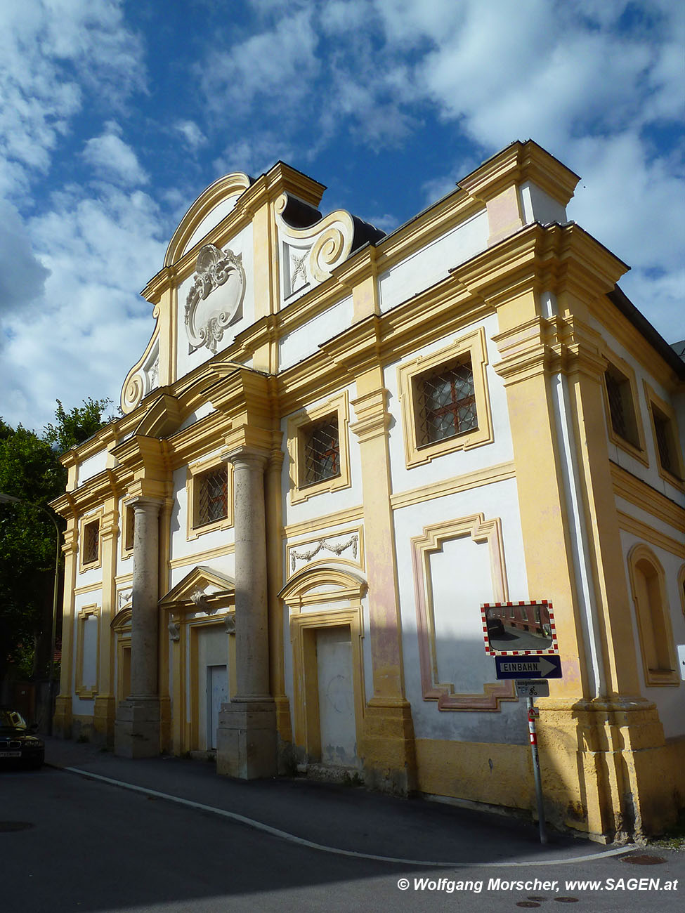 Sieben-Kapellen-Kirche / Siebenkreuzkapelle Innsbruck